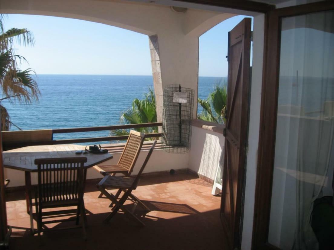 Waterfront Apartments Bosa Porto Alabe Kültér fotó