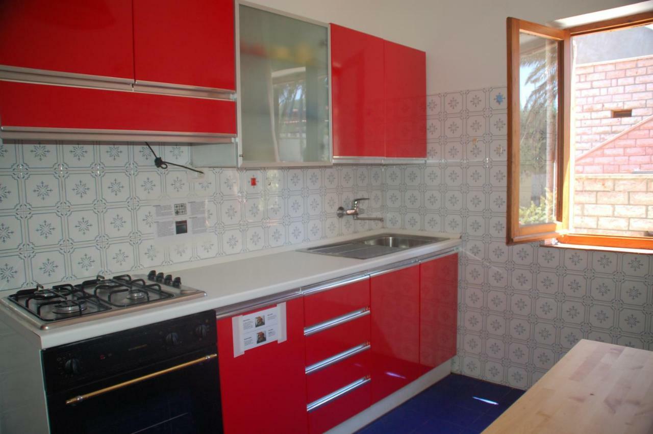 Waterfront Apartments Bosa Porto Alabe Kültér fotó